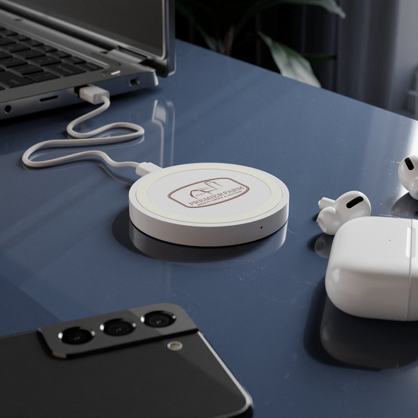 Quake Wireless Charging Pad - Farm