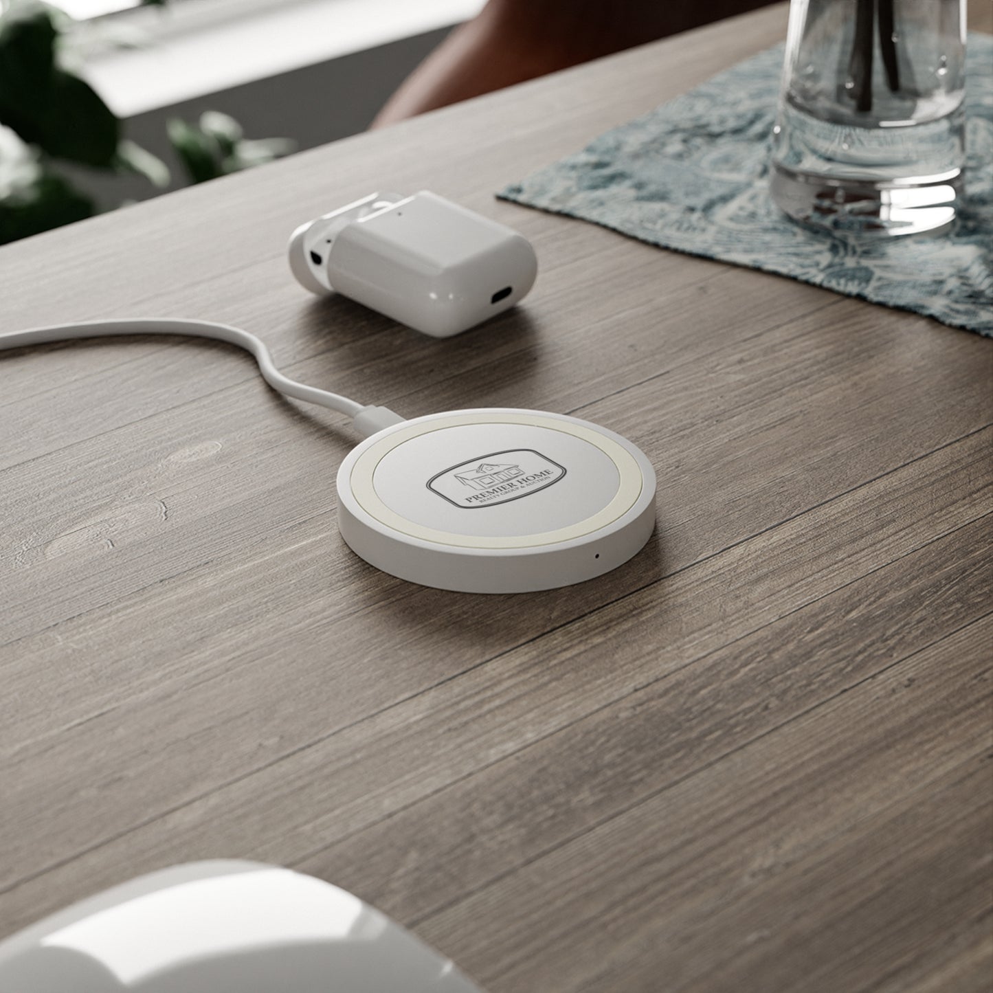 Quake Wireless Charging Pad - Home